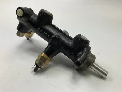 NEW - OUT OF BOX - S5336 Brake Master Cylinder 1978-1981 Audi 5000 - Image 1 of 4