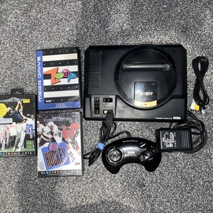 Sega Mega Drive MK1 Version Console Bundle - PAL - Tested & Working Plus 3 Games - Picture 1 of 8