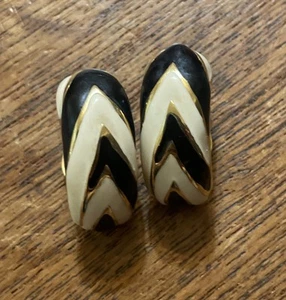 Vintage Givenchy Black & White Enamel Clip On Earrings - Picture 1 of 5