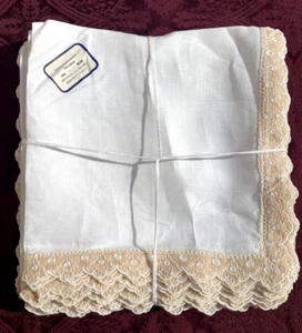 Set of 12 Vintage Dinner Napkins Irish Linen Embroidered Lace Edge Unused Labels - Picture 1 of 7
