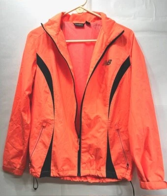 Jaqueta Uni-Sex New Balance Grande Laranja Rain Coat Windbreaker (E29) - Imagem 1 de 4