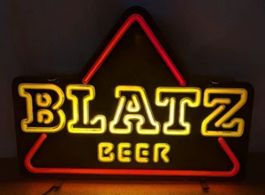 Vintage BLATZ BEER Triangle Lighted Sign 22x16.5" - Picture 1 of 9