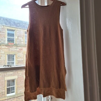 Sleeveless knitwear dress - Image 1 of 4