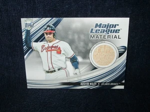 2023 Topps Update Relic Bat Chip Card Austin Riley #MLM-ARI - Picture 1 of 2