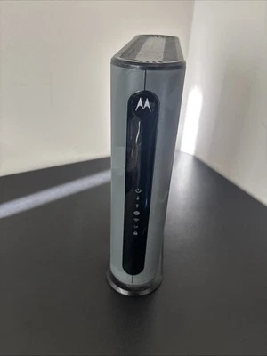 Motorola MG7550 Cable Modem Router, 16x4, 686Mbps, AC1900 PowerBoost No Pwr Cord - Image 1 of 4