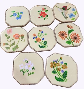 8 posavasos octágonos florales pintados a mano con parte inferior de fieltro laterales forrados con arpillera - Imagen 1 de 10