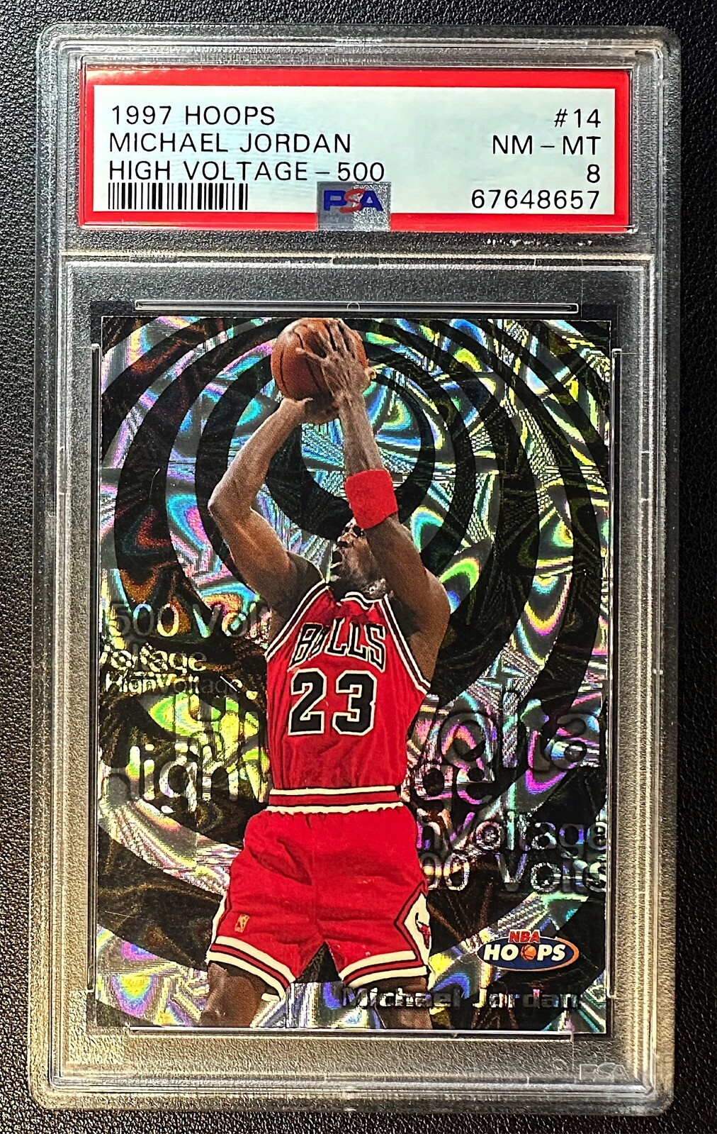Michael Jordan 1997 Hoops #14HV High Voltage - 500 Volts /500 