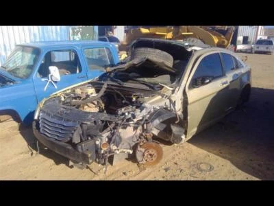 Used Rear Right Door Vent Glass Rear fits: 2011 Chrysler 200 Sdn Rear Right Grad Foto 1 de 4