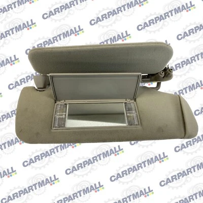 2003 2004 Chevrolet Tahoe Right Passenger Side Sunvisor Sun Visor Shade w/ Light Foto 1 de 4