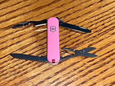 全新 Victorinox Swiss Army 58 毫米刀 RAMBLER 浅粉色 0.6363.51 — 第 1/3 张图片