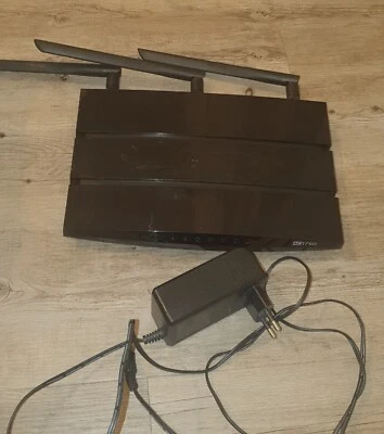 TP-Link AC1750 1750 Mbps Wi-Fi 802.11ac Router (Archer C7) mit DD-WRT Firmware - Bild 1 von 4