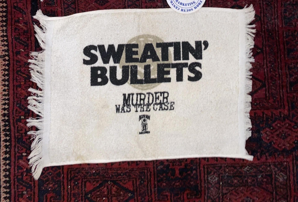 Snoop dogg murder was the case towel promo used - Image 1 of 2