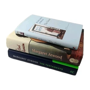 The Blind Assassin & The Testaments Book Bundle by Margaret Atwood (Hardcovers) - Bild 1 von 4