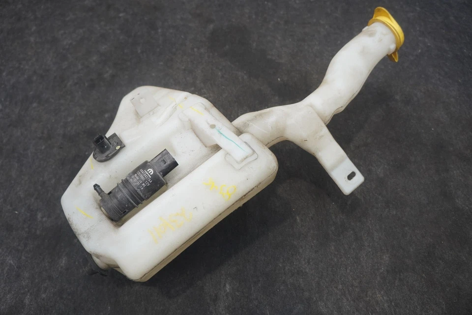 Windshield Washer Bottle Tank Reservoir 68362466AD OEM Dodge Ram 3500 2022 - Image 1 of 4