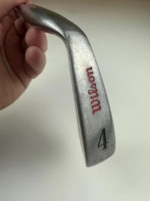 Wilson 4 Iron John Daly Aggressor Steel Shaft Golf Pride Grip RH 101cm - Image 1 of 4