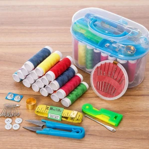 Nähschere Lineal Faden Sticknadeln Haushalt Nähbedarf - Bild 1 von 3