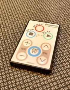 Mando a distancia Panasonic VSQS1572 para PVC1350W PVC930W PVC949W PVM1378 PVM1378W PVM1379W - Imagen 1 de 4