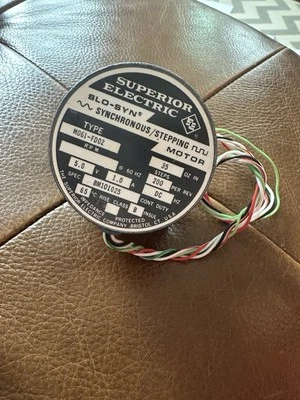 Superior Electric Slo-Syn 5V Stepping Motor, M061-FC02, 200 Steps - Used - Image 1 of 4