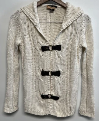 Cárdigan Suéter Pequeño Preppy Cape Cod Y2K Con Capucha Botón Palanca Tejido con Cable Foto 1 de 4