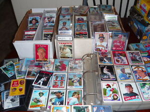 GIGANTIC ESTATE FIND OF VINTAGE SPORTSCARDS WITH VINTAGE UNOPENED PACKS! MANTLE!