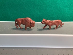 50er Jahre MARX 54MM SPIELSET BÜFFEL & TIGER - Bild 1 von 5