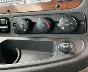 2010 Freightliner Cascadia HVAC Controls / Heat Controls - P/N: A22-60645-501 - Picture 1 of 3