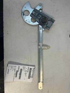 Front Door Regulator BMW 2002 Right 67 68 69 70 71 72 73 74 75 76 - Foto 1 di 8