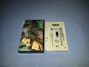 DARYL HALL THREE HEARTS IN THE HAPPY ENDING MACHINE CASSETTE TAPE ALBUM - Picture 1 of 2