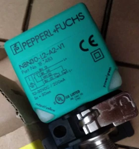 New PEPPERL+FUCHS NBN30-L2-A2-V1 Inductive Sensor - Picture 1 of 5