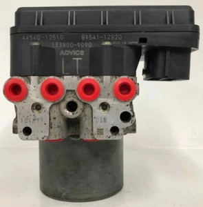Módulo de bomba de freno antibloqueo Scion XB 2011 ABS OEM - Imagen 1 de 7