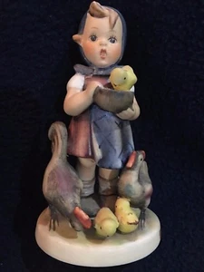 Hummel, Goebel Figurine "FEEDING TIME TMK 4" - Excellent Condition - Picture 1 of 5