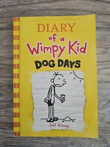 Diary of a Wimpy Kid Dog Days Jeff Kinney - Picture 1 of 3
