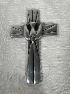 CRUZ DE PARED MEXICANA CON PALOMA DE LA PAZ CRISTIANISMO METAL POR A LA CARLE. PETRE. - Imagen 1 de 5