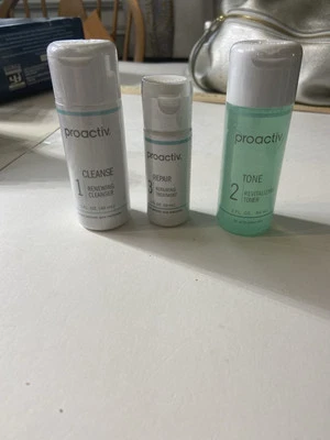 Proactive Acne Treatment System 3-Step - Image 1 of 2
