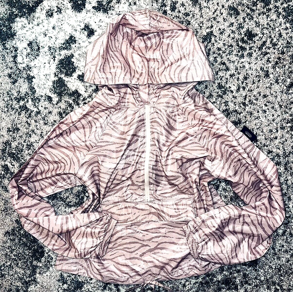 Chaqueta cortavientos Marika Malva 'Lora' estampado cebra 1/4 cremallera talla mediana *NUEVA CON ETIQUETAS* Foto 1 de 4
