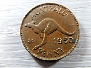 AUSTRALIAN 1950 Y Dot Penny - Picture 1 of 2