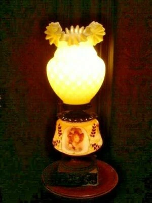 ANTIGUA LÁMPARA JOVEN DAMA LÁMPARA RETRATO Lámpara CON CAJA CRISTAL AMAPOLA LÁMPARA PANTALLA Foto 1 de 4