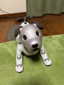 Sony AIBO ERS-1000 Entertainment Robot Dog Ivory White - Picture 1 of 12