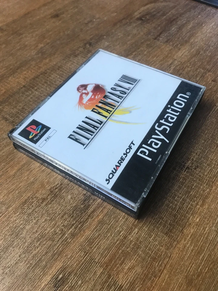 Boîte Final Fantasy VIII 8 - Pal FR - Sony PlayStation PS1 (boîte seule) - Photo 1/1