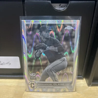 2022 Topps Chrome Sonic - Black & White RayWave Refractor #130 Emmanuel Clase - Image 1 of 2