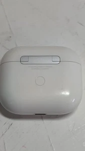 Apple AirPods 3rd Gen Wireless - White CHARGING CASE ONLY A2566 - Picture 1 of 8