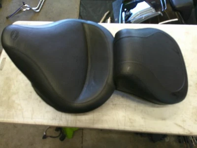 1999 Harley Davidson cauda macia assento mustang completo dianteiro traseiro - Imagem 1 de 4