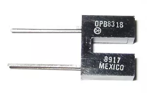 Optek OPB8318 Interruttore ottico slot - larghezza slot 3,5 mm - PCB - montaggio scheda PC - Foto 1 di 6