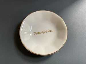 Delta Air Lines ~ Mayer Porzellan Schale ~ Gewürz Süßigkeiten Nuss Schüssel Butter Pat ~ 3 3/4" - Bild 1 von 3