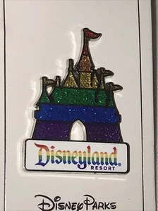 Disneyland Regenbogenschloss Pride Pin Disneyland 2019 LGBTQ Pride Pins! - Bild 1 von 6