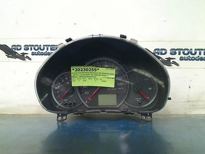 Velocímetro velocímetro Toyota Yaris III (P13) 2012 838000DR50 Foto 1 de 4