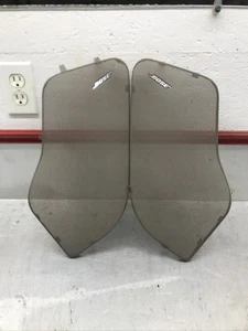 99-06 OEM GM Tahoe Suburban Silverado Bose Front Door Speaker Grill Set Tan - Foto 1 di 12