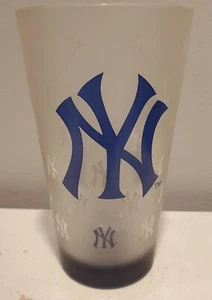 New York Yankees Bier Pint Glas • Milchglas • NYY Logo - Bild 1 von 4