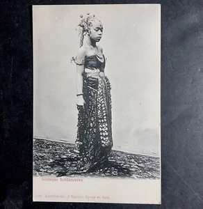 CPA Breifkaart Indonésie 1900 Danseuse Beauté De Java serimpie hofdanzeres - Imagen 1 de 2