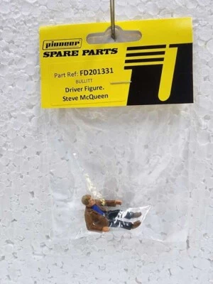 Figura de conductor Pioneer FD201331 Steve McQueen - pieza de coche ranura estilo Bullitt 1/32 Foto 1 de 3
